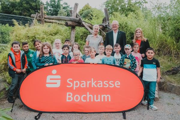 Sparkasse Bochum und Tierpark + Fossilium Bochum setzen auf Natur- und Umweltbildung für die Jüngsten