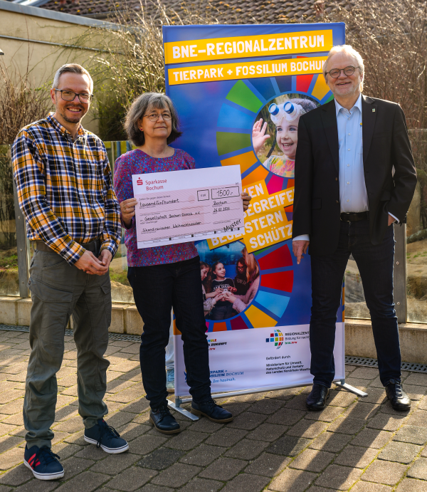 Spendenübergabe an die Gesellschaft Bochum-Donezk e.V.